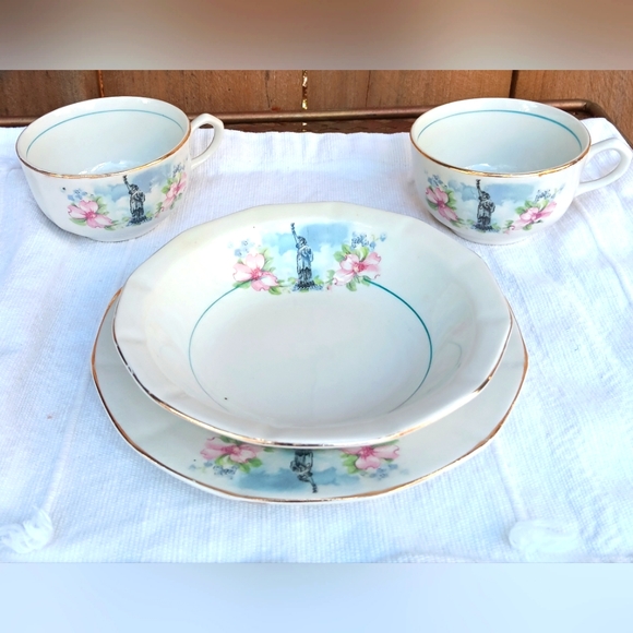 Saxon China 4 piece 1920s 1930s Statue of Liberty Bowl Plate and tea cups - Picture 1 of 13
